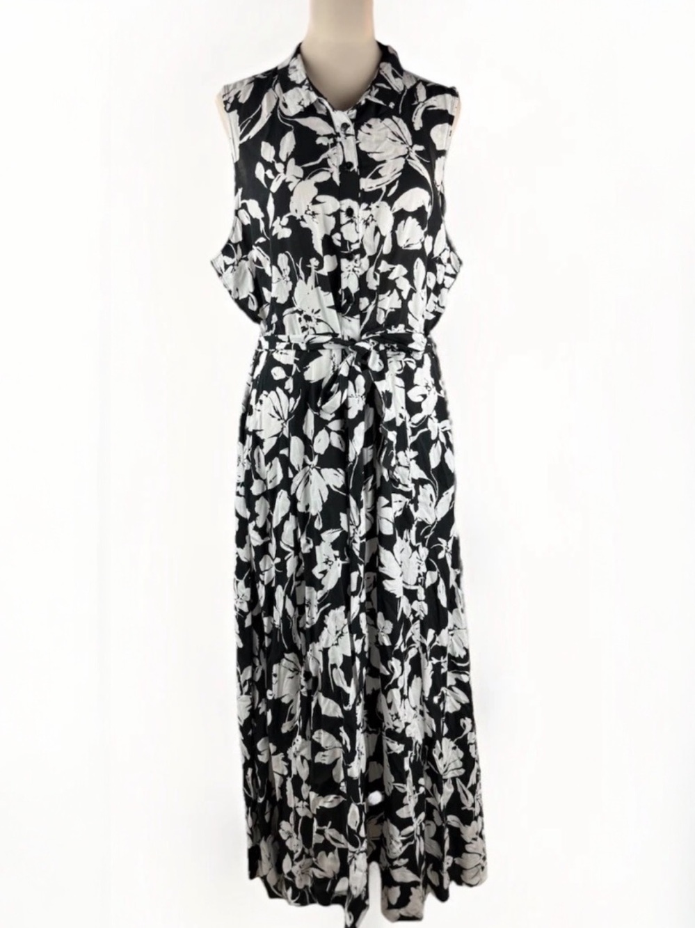 Ellen Tracy Black & White Sleeveless Floral Tie-Waist Maxi Dress